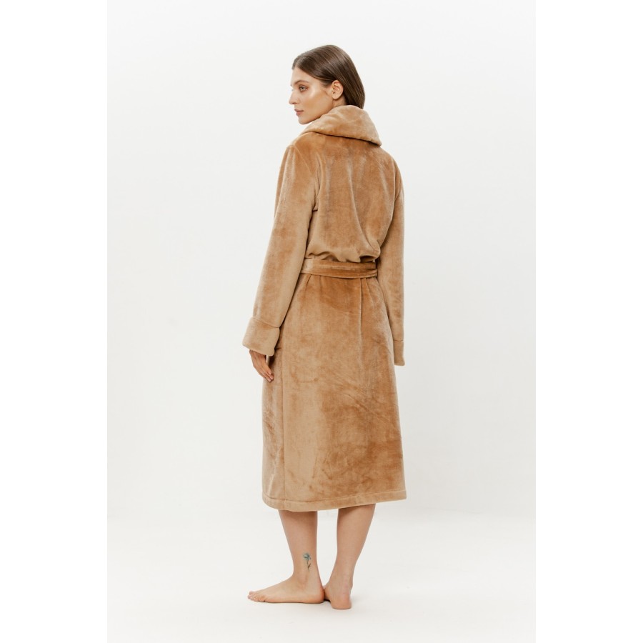 Close-up wide collar full-length velour robe Coemi