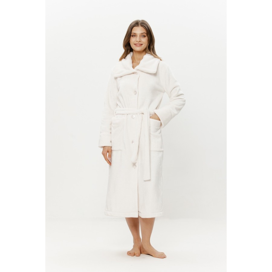 Peignoir maxi velours boutonné vu de profil avec col relevé