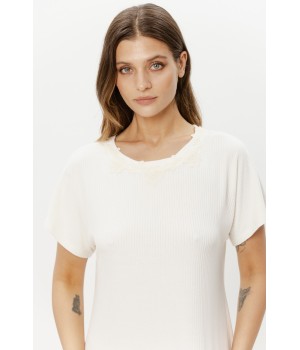 Back view short-sleeved viscose nightgown round neckline