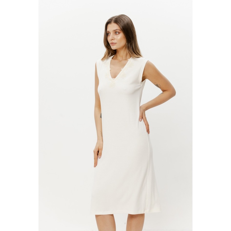 Sleeveless viscose nightgown deep V-neckline delicate lace trim front view Coemi