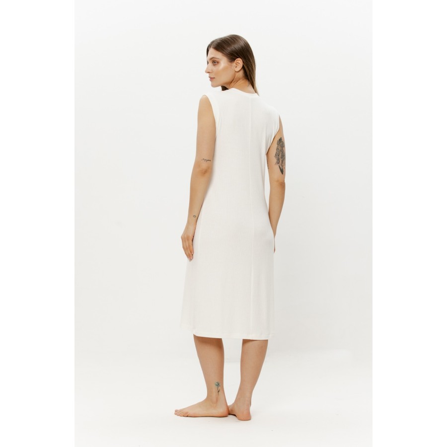 Detail deep V-neckline lace trim viscose nightgown Coemi