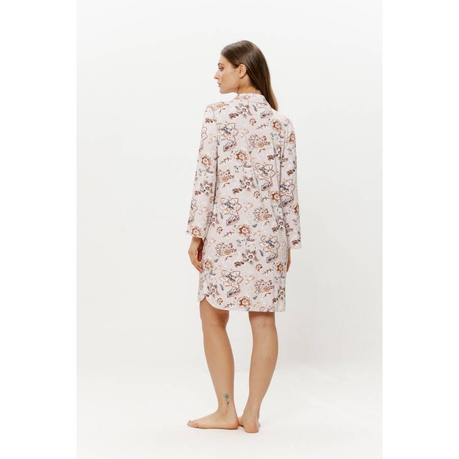 Détail du boutonnage devant de la chemise de nuit micromodal fleuri