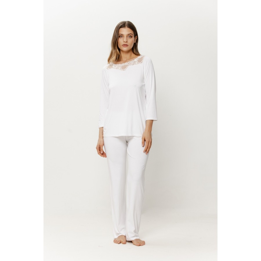 Conjunto pijama micromodal blanco manga tres cuartos encaje cuello barco vista frontal