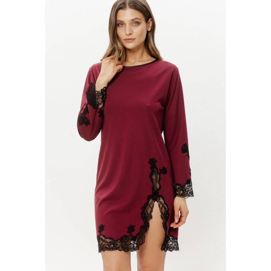 Side profile short nightgown fitted shape round neck above knee