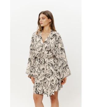 Back view of short viscose robe, long sleeves, loose fit